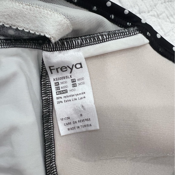 Freya Polka Dot Soft Cup Ruffled Halter One Piece Swimsuit Sz 36DD - Picture 4 of 5